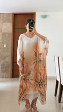 Cargar imagen en el visor de la galería, Vestido kaftán degradado con estampado tropical para mujer