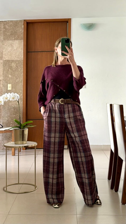 Blusa Asimétrica con Estoperoles