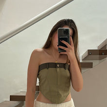 Cargar imagen en el visor de la galería, Top strapless verde militar estilo denim para mujer