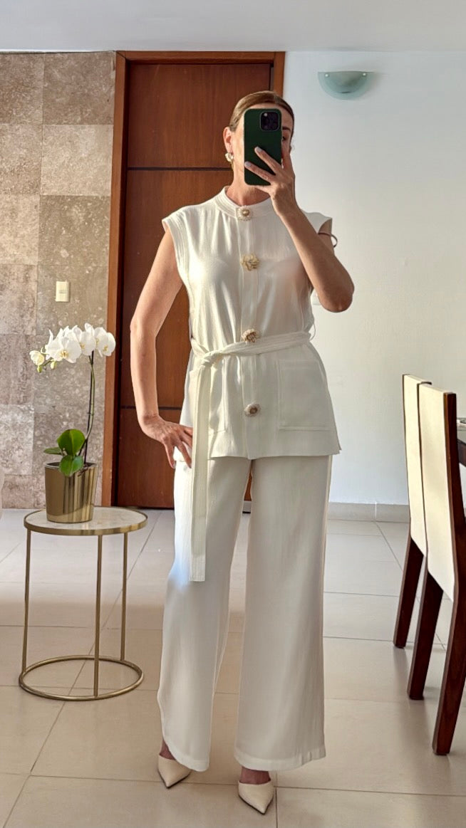 Set Blanco con Botones Florales