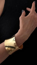 Cargar imagen en el visor de la galería, Brazalete Strutturato
