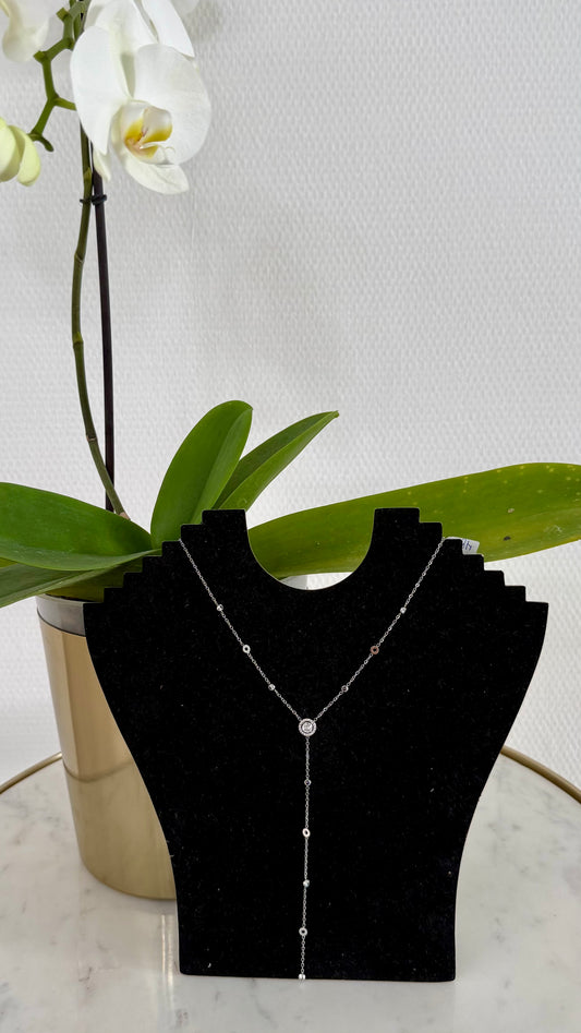 Collar Plateado Delgado Tipo Corbatero con Cuentas