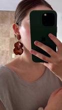 Cargar imagen en el visor de la galería, Aretes Hampstead
