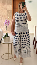 Cargar imagen en el visor de la galería, Set Polka Dot Degradado Azul Marino
