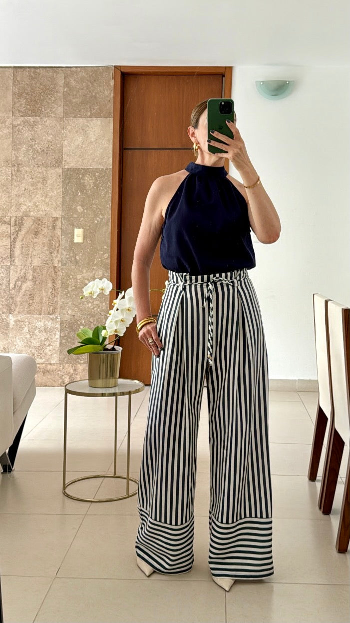 Jumpsuit azul marino de cuello halter para mujer