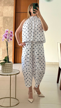 Cargar imagen en el visor de la galería, Set Polka Dot Azul Marino Cuello Halter
