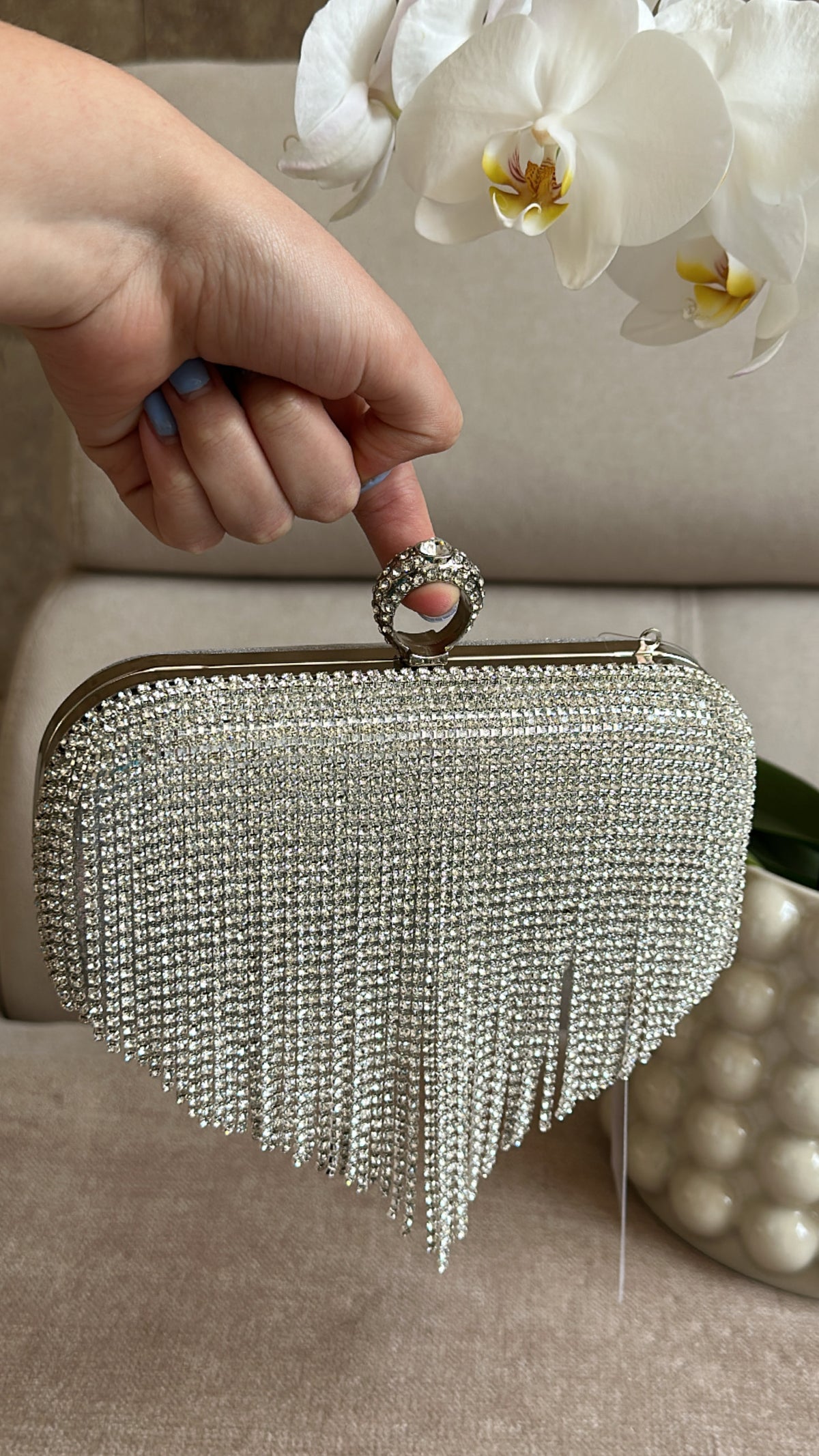 Bolsa clutch plateada con brillos para mujer