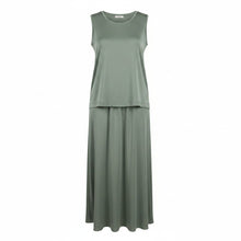 Cargar imagen en el visor de la galería, Set verde olivo de blusa y falda midi para mujer
