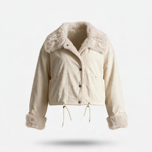 Chamarra Beige Corta con Detalles de Peluche