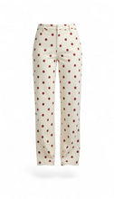 Cargar imagen en el visor de la galería, Pantalones ErikaRivas de pierna recta en color crema con estampado de lunares color vino en algodón elástico.
